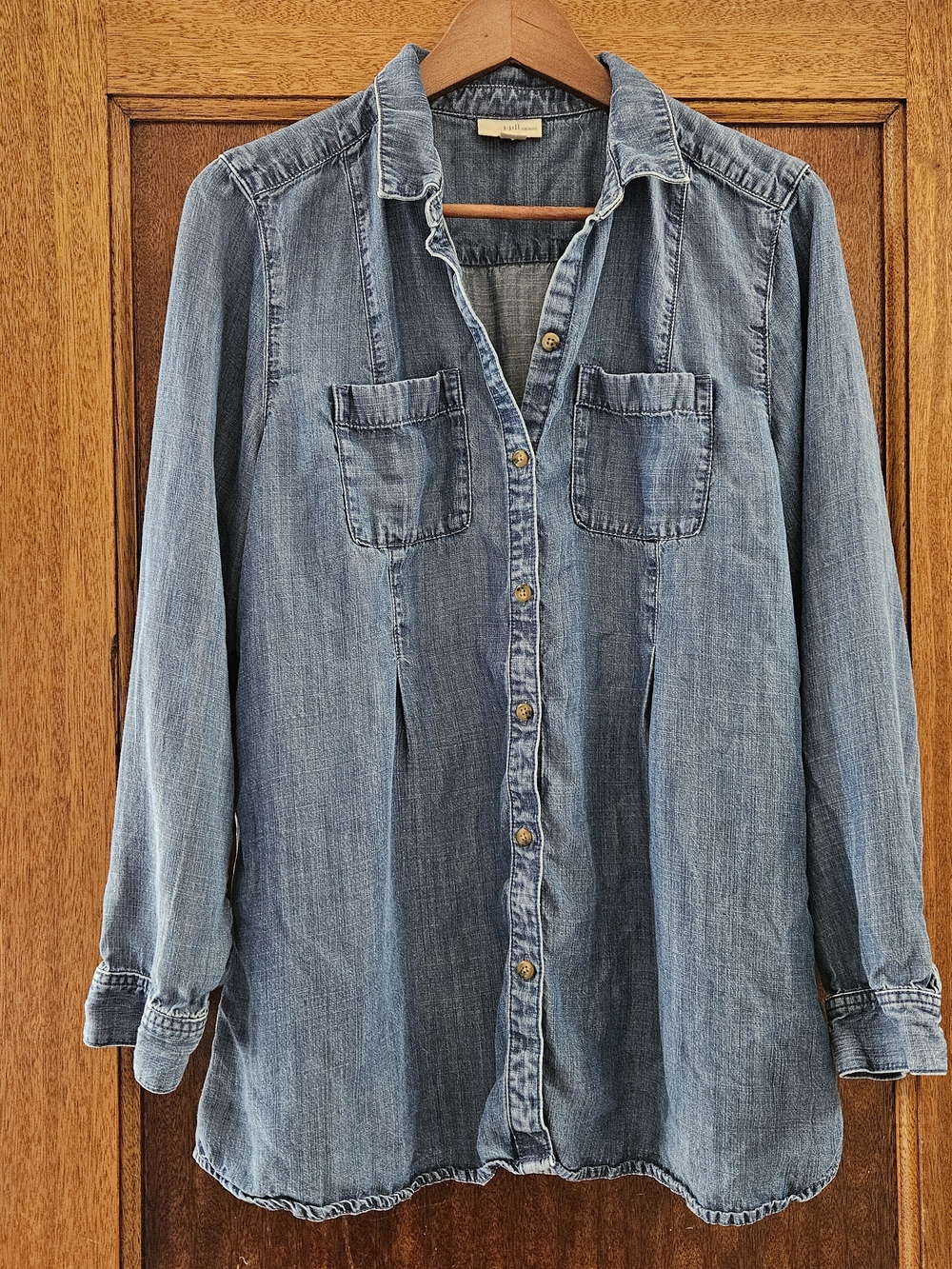 J. Jill Denim Button-Up in Light Blue Wash